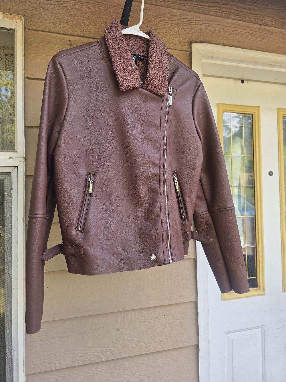 NWOT Jou Jou Brown Faux-Leather Moto Jacket with Sherpa Collar - Medium